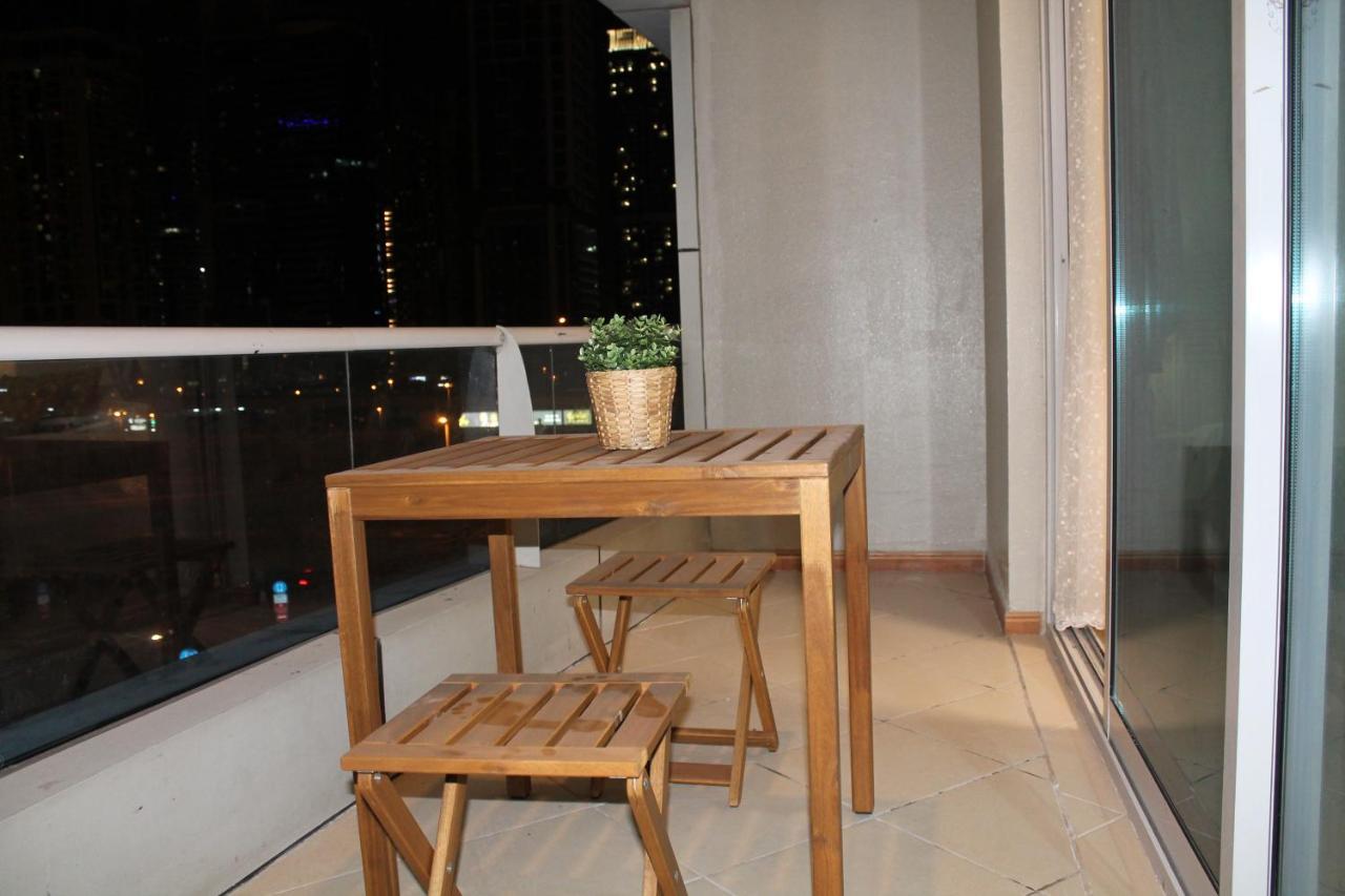 Newly Furnished Cozy 1 Bedroom Apartment Close To Jbr Beach And Metro Dubái Exterior foto