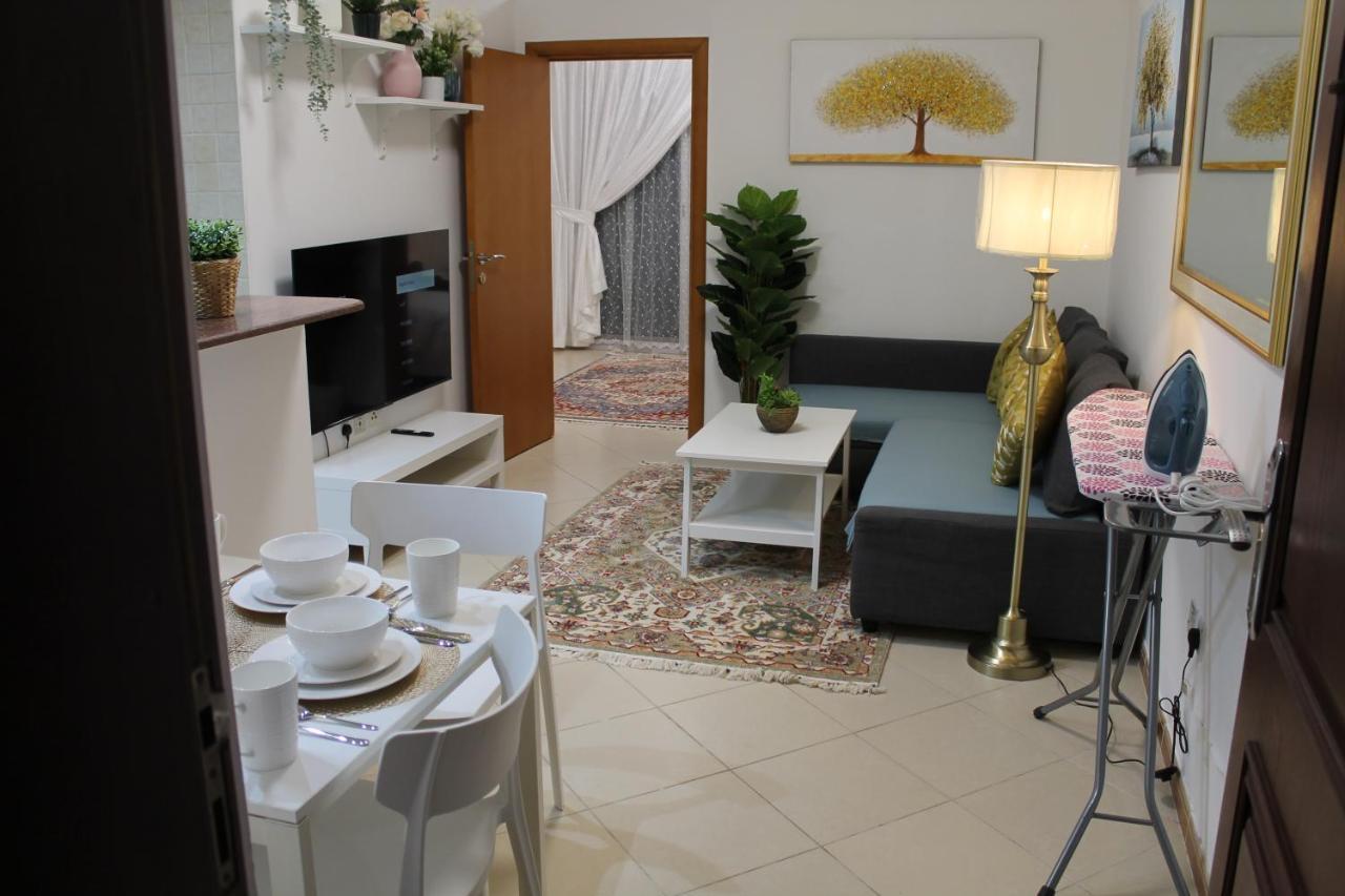 Newly Furnished Cozy 1 Bedroom Apartment Close To Jbr Beach And Metro Dubái Exterior foto