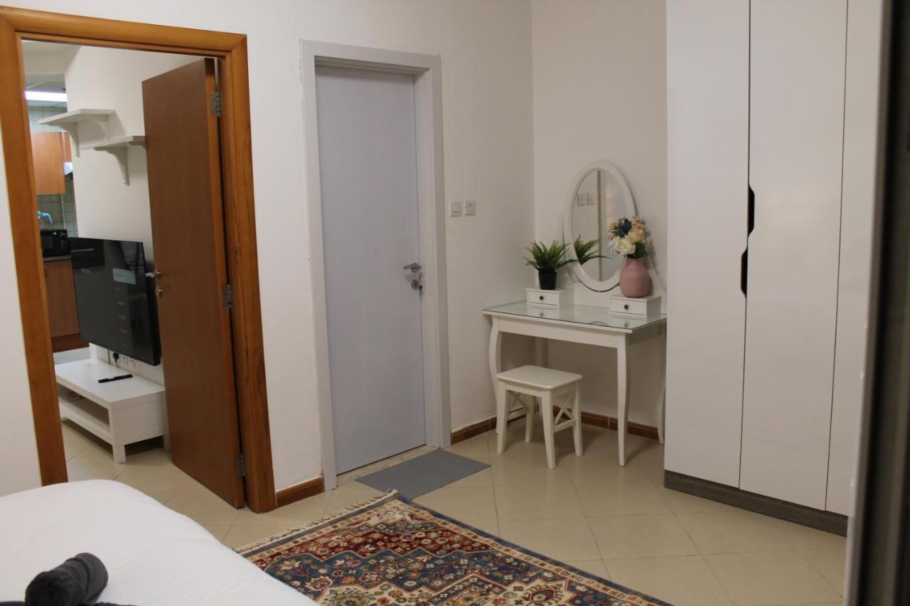 Newly Furnished Cozy 1 Bedroom Apartment Close To Jbr Beach And Metro Dubái Exterior foto