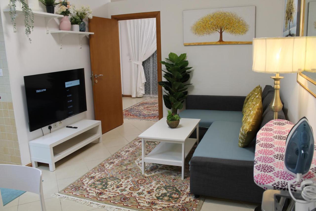 Newly Furnished Cozy 1 Bedroom Apartment Close To Jbr Beach And Metro Dubái Exterior foto