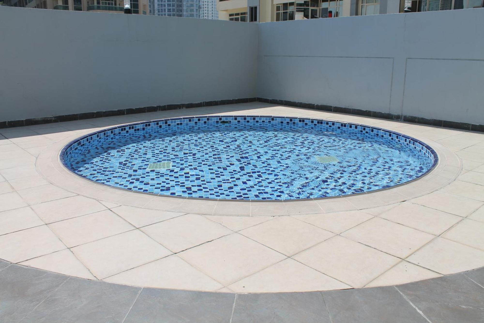 Newly Furnished Cozy 1 Bedroom Apartment Close To Jbr Beach And Metro Dubái Exterior foto